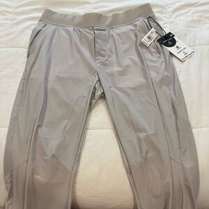 Kenneth Cole Joggers